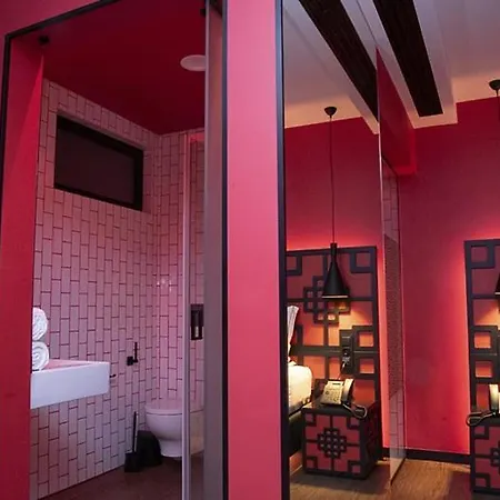 Avenue Liefdeshotel Lissabon